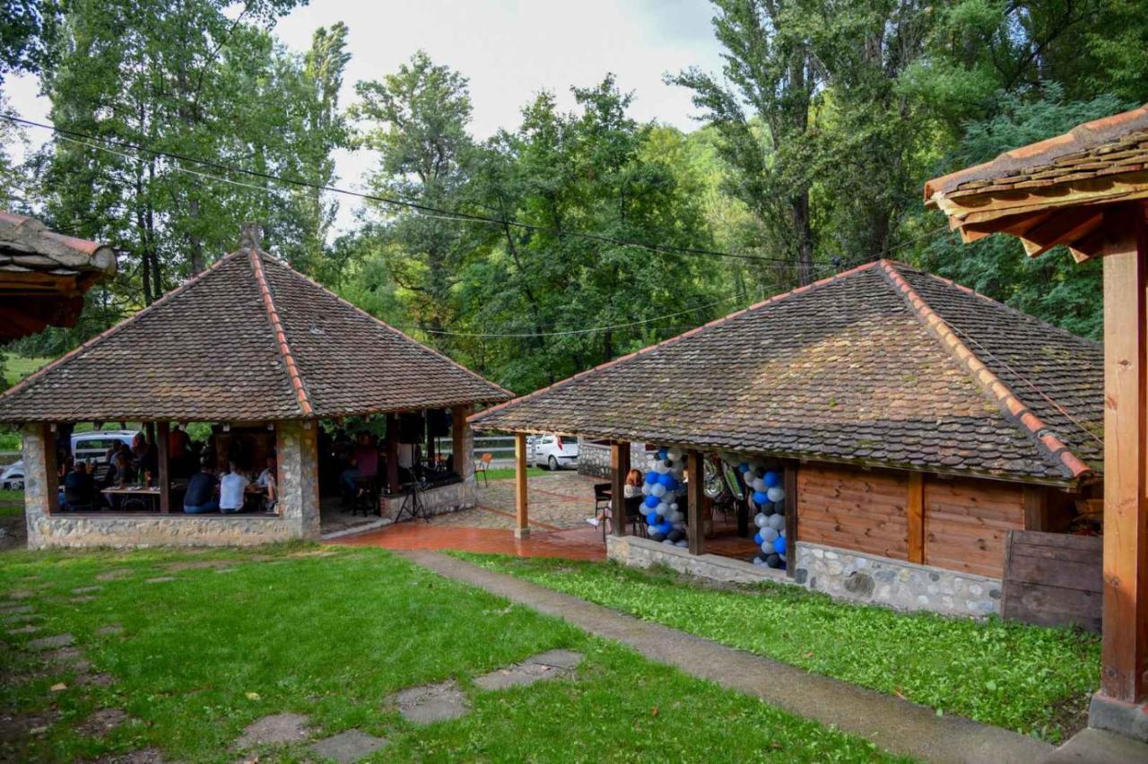 Poljoprivredno Turisticko Domacinstvo Deguric Leilighet Valjevo Eksteriør bilde